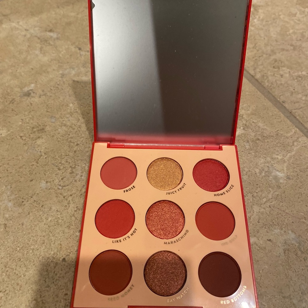 Colourpop eyeshadow palette